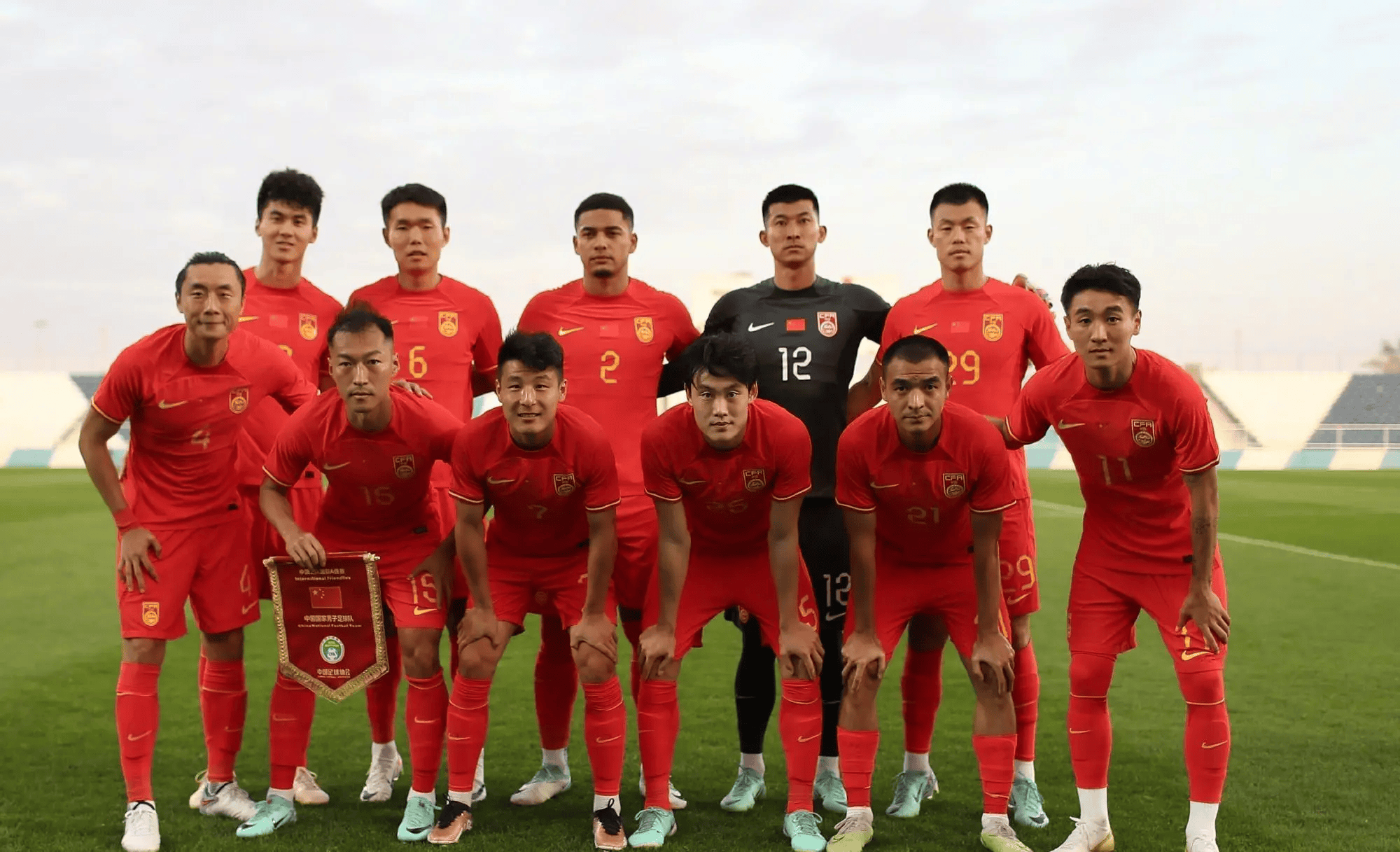 足球直播免费观看世预赛_(足球现场直播在线观看世界杯)