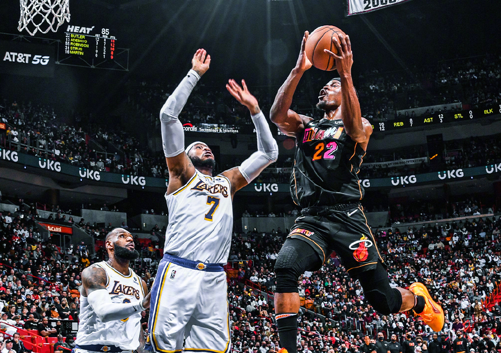 98直播吧篮球录像回放孤注一掷的简单介绍  第2张