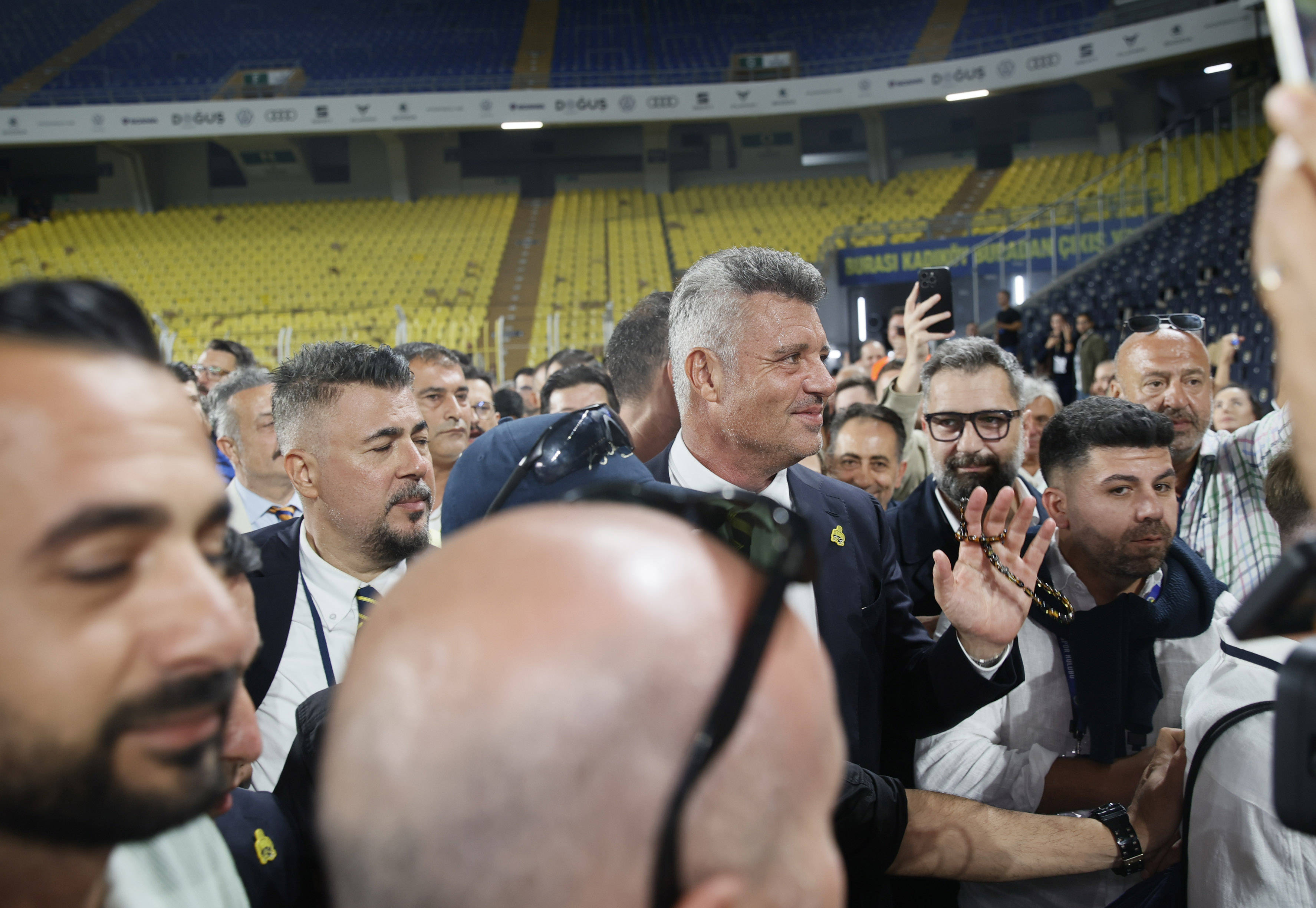 土耳其足协成员私下嘲讽穆里尼奥费内巴切发布愤怒的声明的简单介绍  第2张