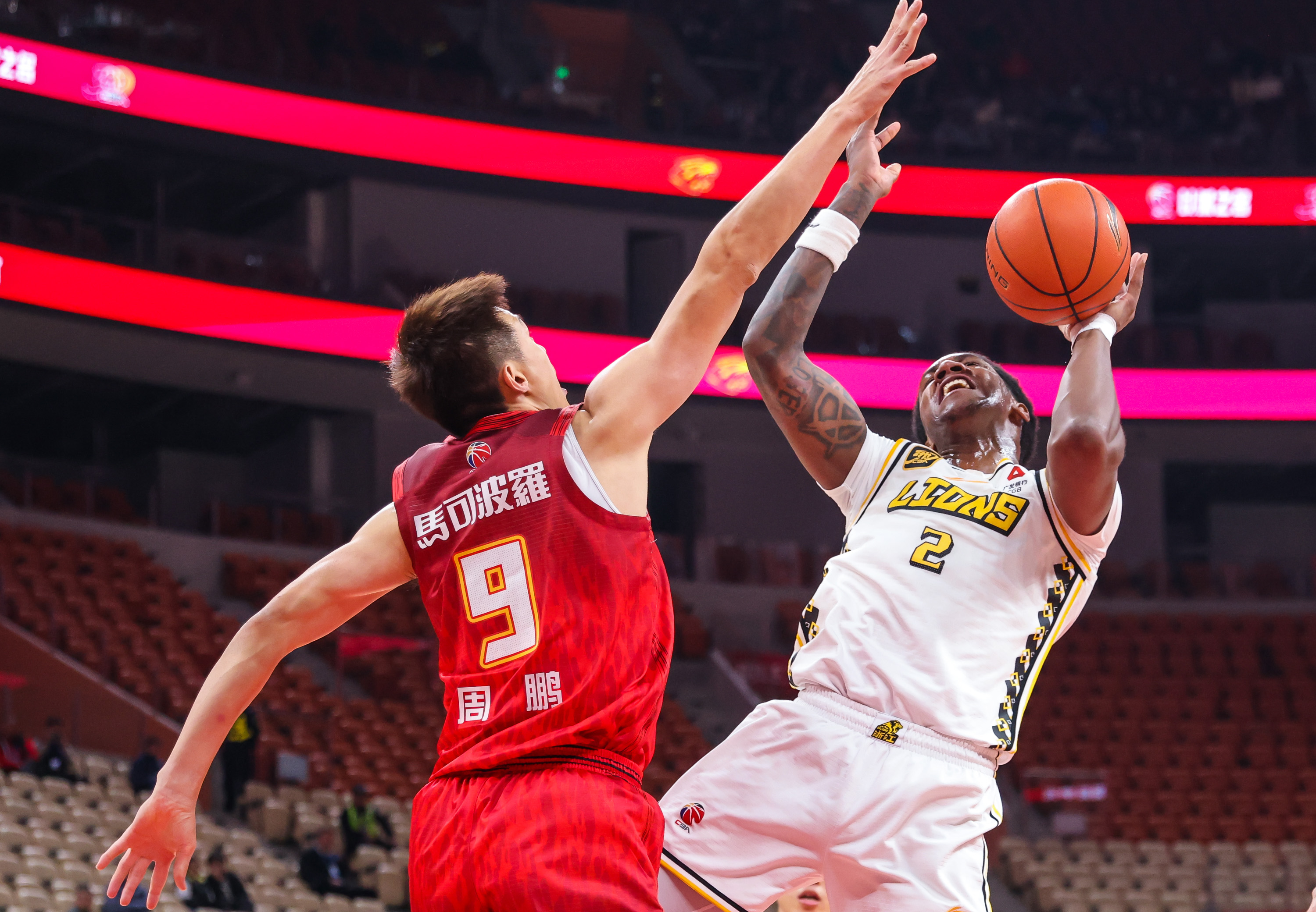 关于巅峰对决！CBA强强碰撞全程直播精彩不容错过的信息  第2张