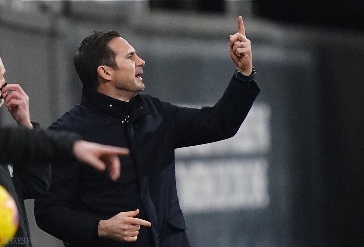 包含热刺球迷辱骂芒特被捕球员本人并不知情的词条 第1张 包含热刺球迷辱骂芒特被捕球员本人并不知情的词条 第1张