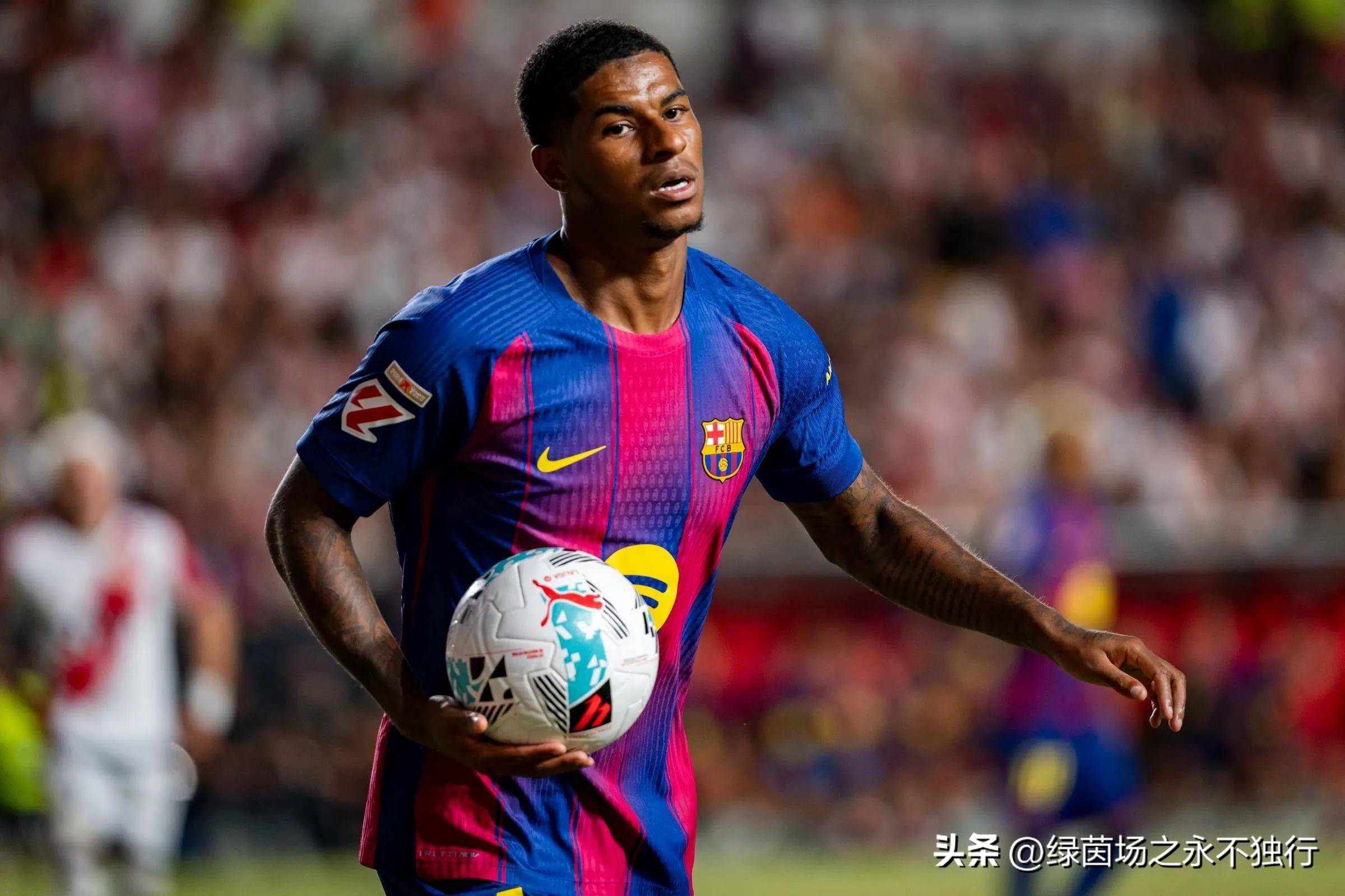 官方：巴萨签下霍安加西亚激活球员解约金条款的简单介绍  第1张