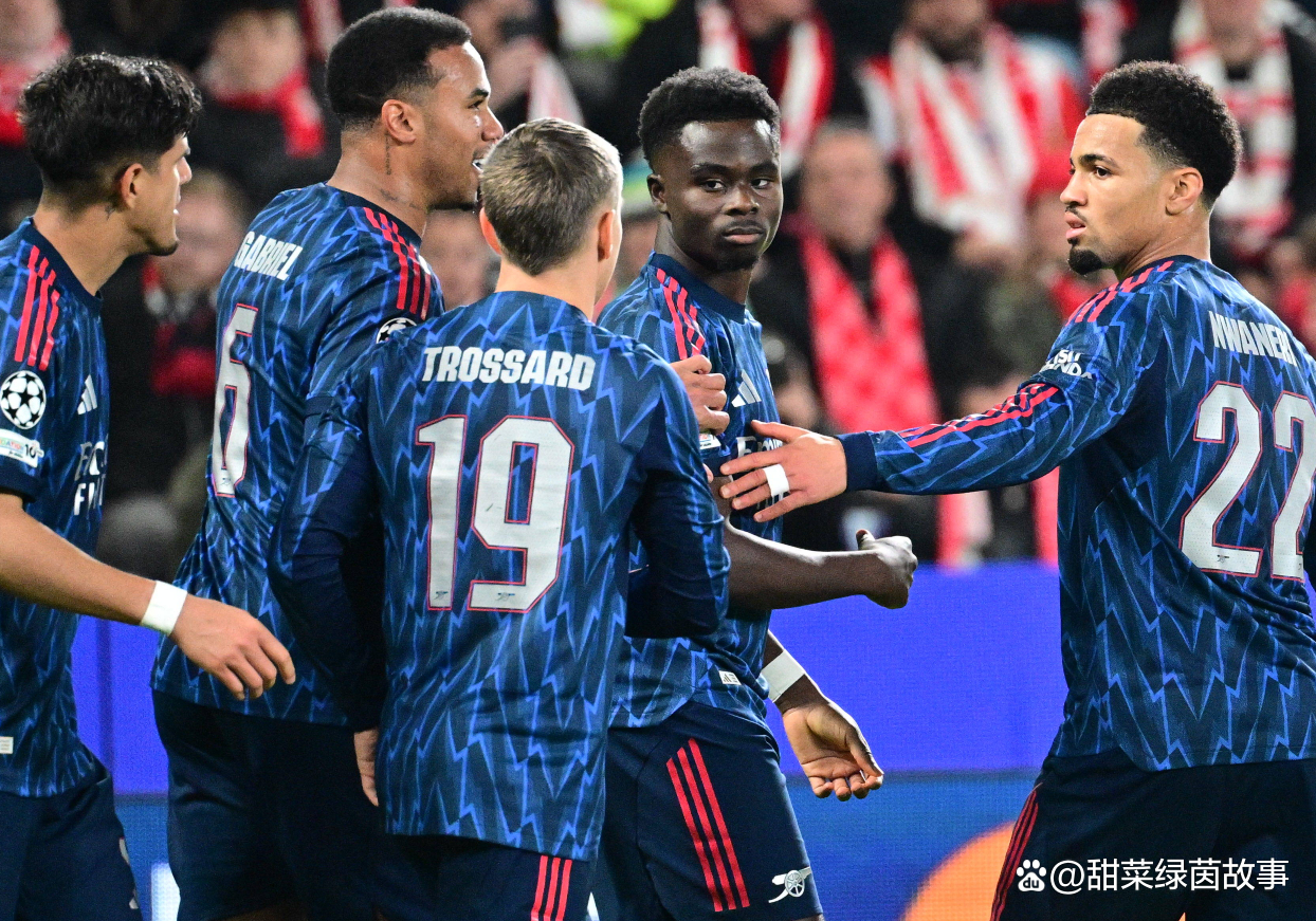 阿森纳发布欧冠战布拉格斯拉维亚海报萨卡身穿蓝色客场球衣出镜的简单介绍 第1张 阿森纳发布欧冠战布拉格斯拉维亚海报萨卡身穿蓝色客场球衣出镜的简单介绍 第1张