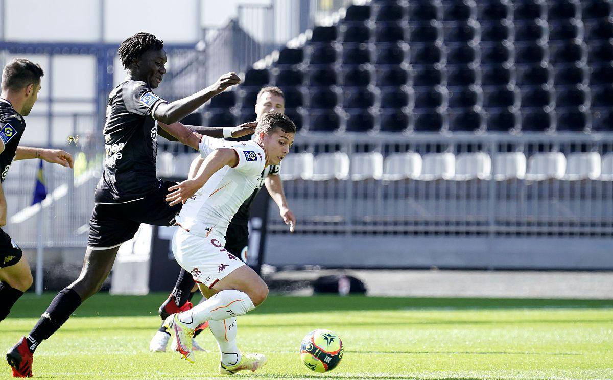 包含荷兰杯威廉二世VS多德勒支前瞻威廉二世近期的状态并不是特别理想的词条