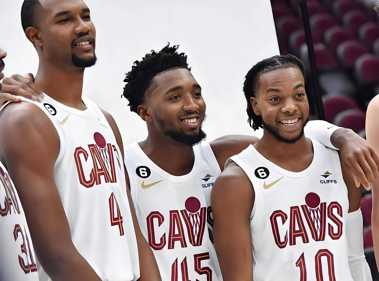 NBA-G:克利夫兰剑客VS大急流城黄金的简单介绍  第2张