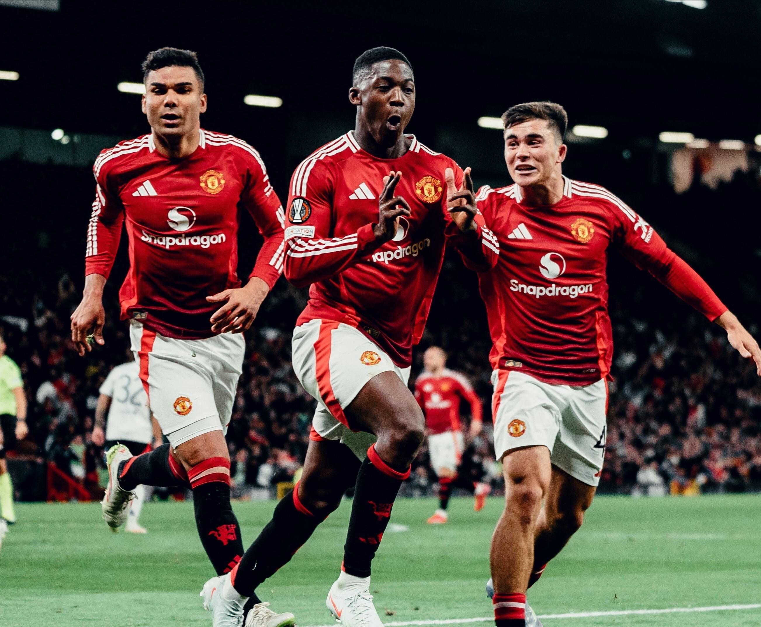 英超曼联4-2布莱顿姆伯莫双响库尼亚打入曼联处子球的简单介绍  第2张