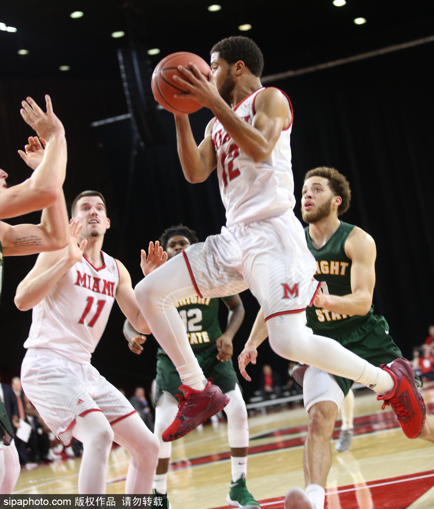 NCAA:加州州立大学长滩分校VS贵族骑士的简单介绍  第1张