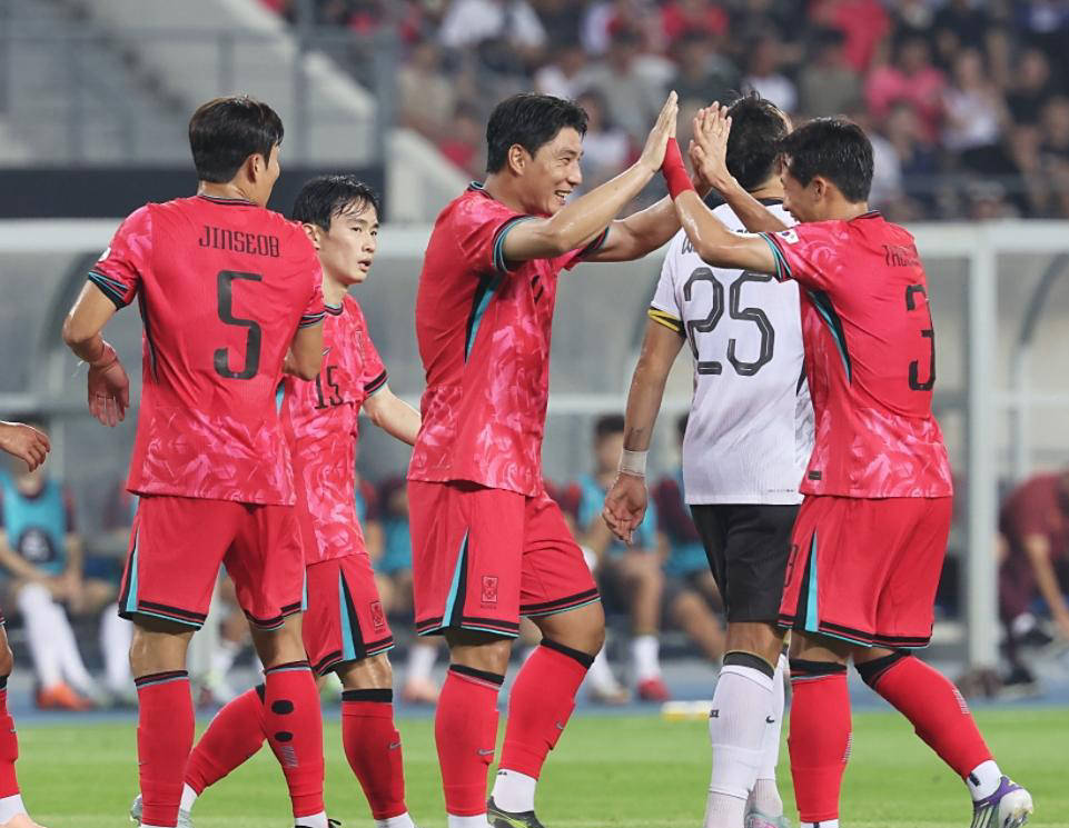 韩媒:韩国足球全面落后日本韩国东亚杯不敌日本的简单介绍 第2张 韩媒:韩国足球全面落后日本韩国东亚杯不敌日本的简单介绍 第2张