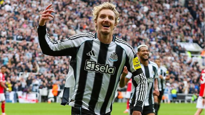 包含纽卡官宣签下斯图加特前锋沃尔特马德转会费创队史纪录的词条