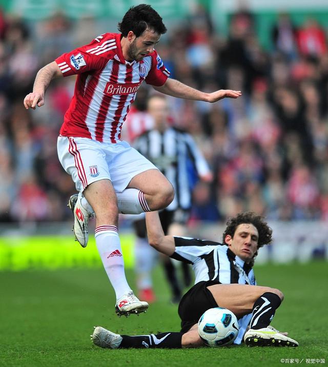 英南超：普尔城VS贝辛斯托克的简单介绍