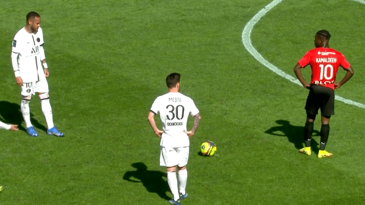 关于队报：大巴黎建王朝尚需时日已经站在新高度的信息