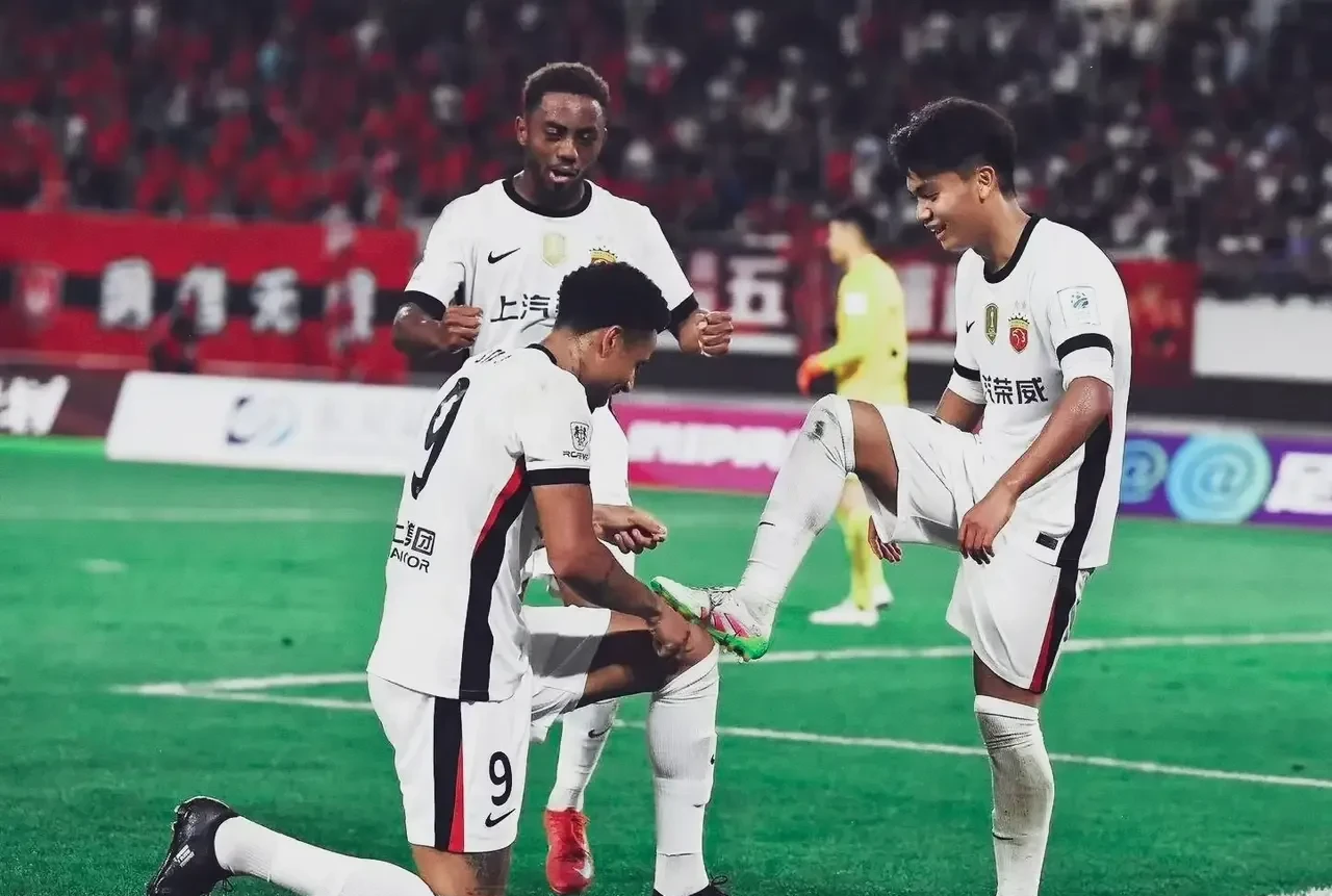 申花夏窗只有一个外援换人名额申花需要1个加强版米内罗的简单介绍  第2张