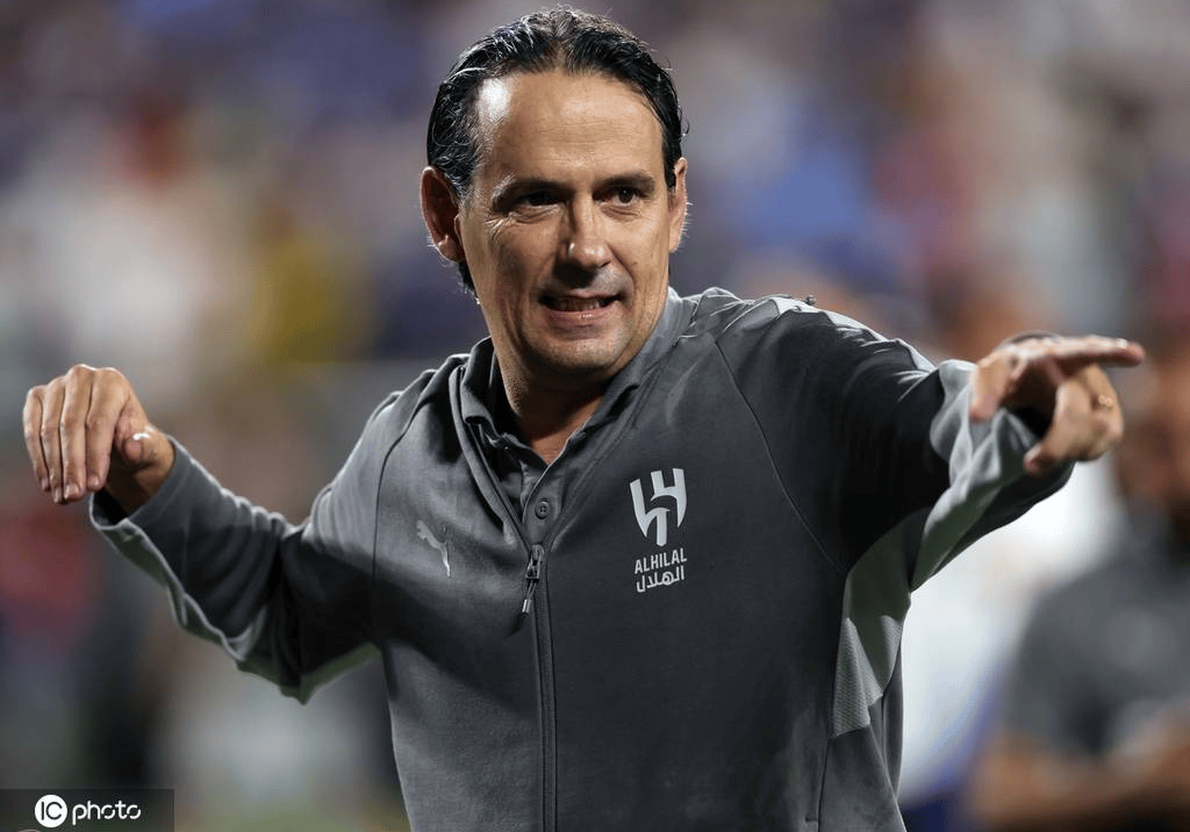 包含曝小因扎吉倾向签利雅得新月后者提供丰厚年薪的词条