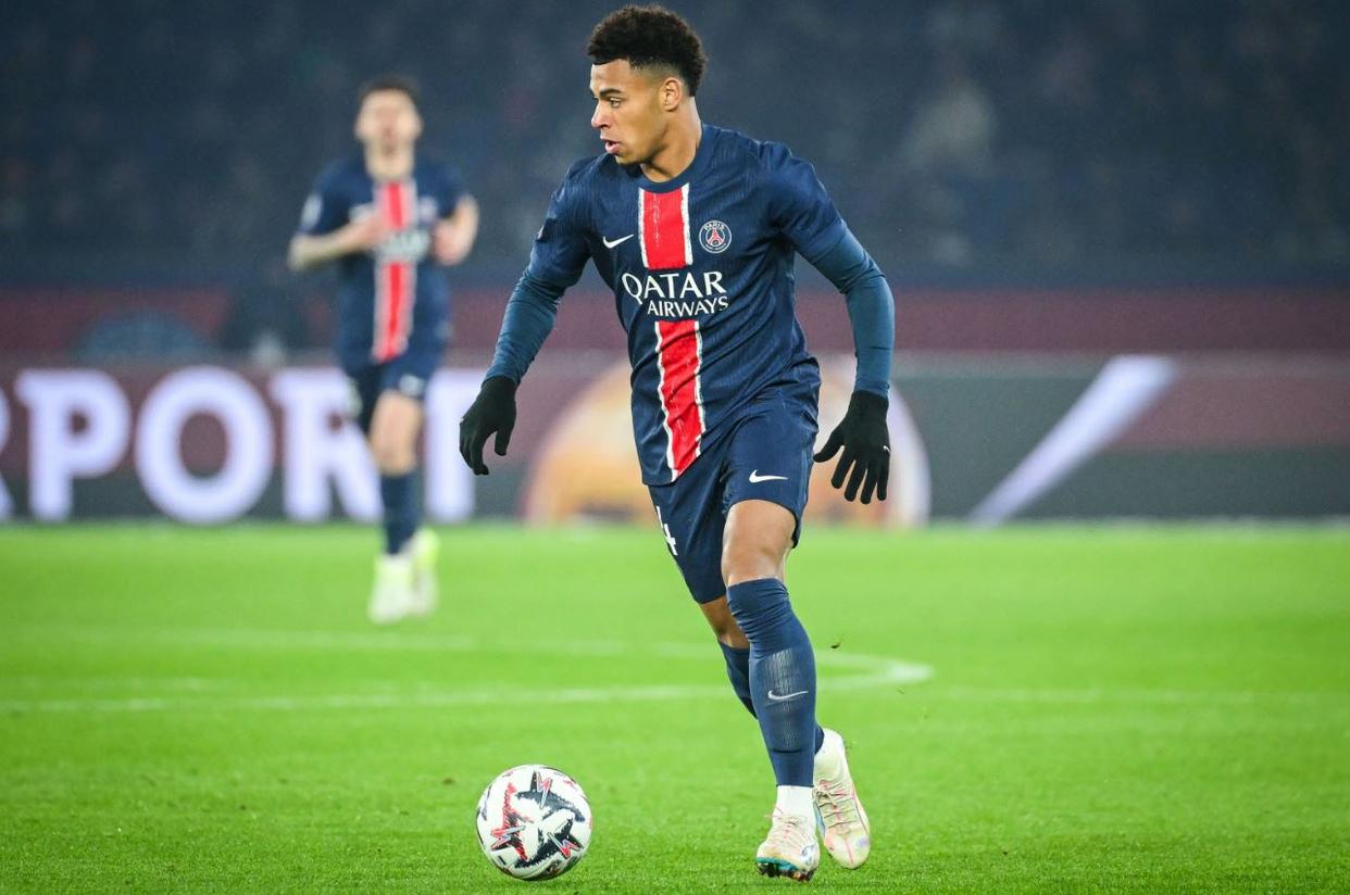 巴黎前锋杜埃将长期缺阵大腿肌肉严重撕裂的简单介绍