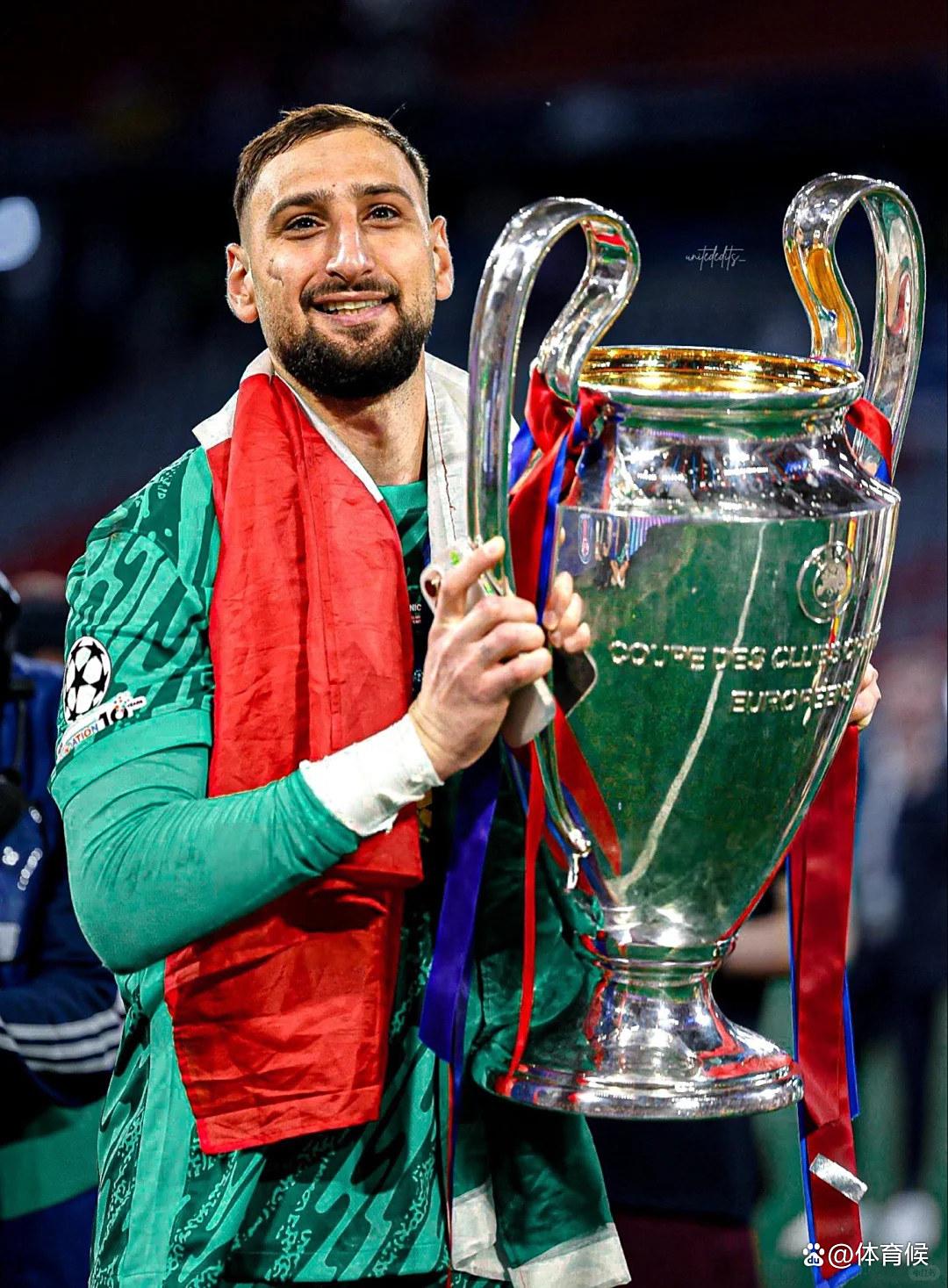 多纳鲁马将身披25号球衣蓝月军团门将位置得到大幅提升的简单介绍  第1张