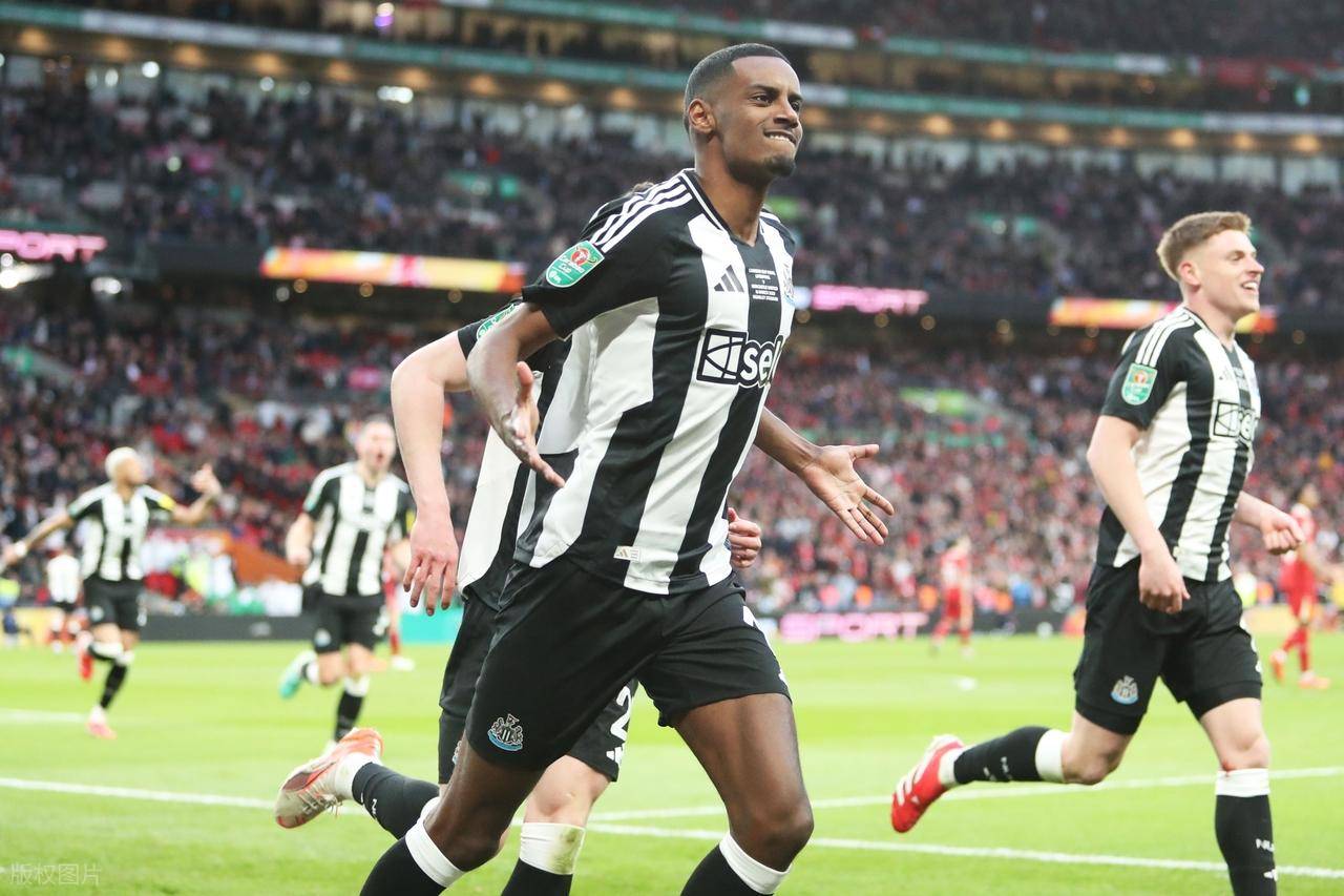 利物浦希望签下伊萨克纽卡将要求超高报价的简单介绍 第2张 利物浦希望签下伊萨克纽卡将要求超高报价的简单介绍 第2张