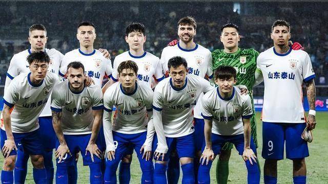 包含山东泰山队启程赴成都外援泽卡停赛的词条