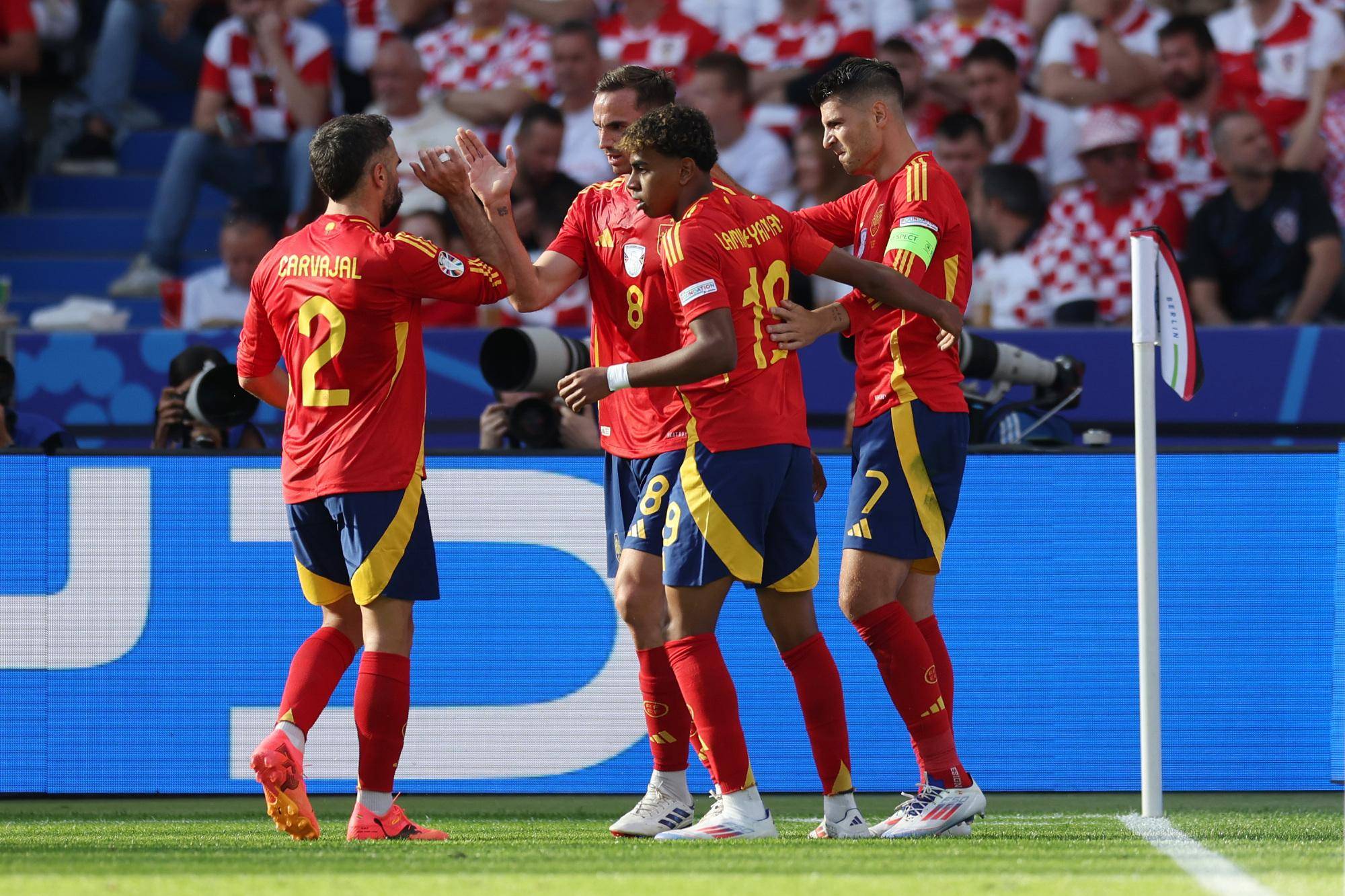 关于格里马尔多一直希望回西班牙踢球格里马尔多对巴萨很有感情的信息