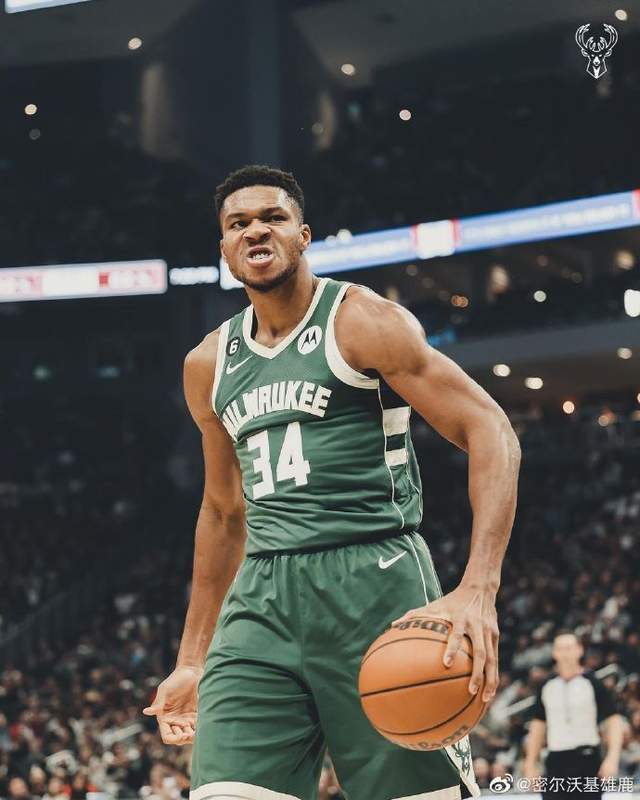 包含字母哥欧锦赛场均砍下27.7分投篮命中率达69.6%的词条  第1张