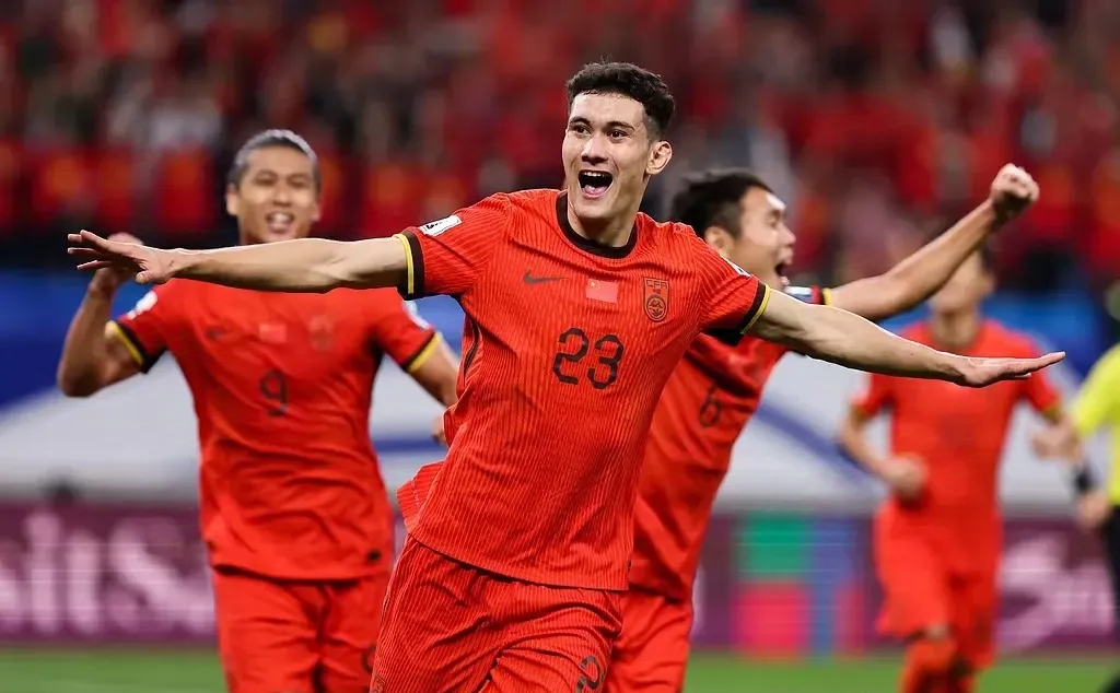 马德兴：张玉宁缺席国足合练国足在大连集结的简单介绍  第1张