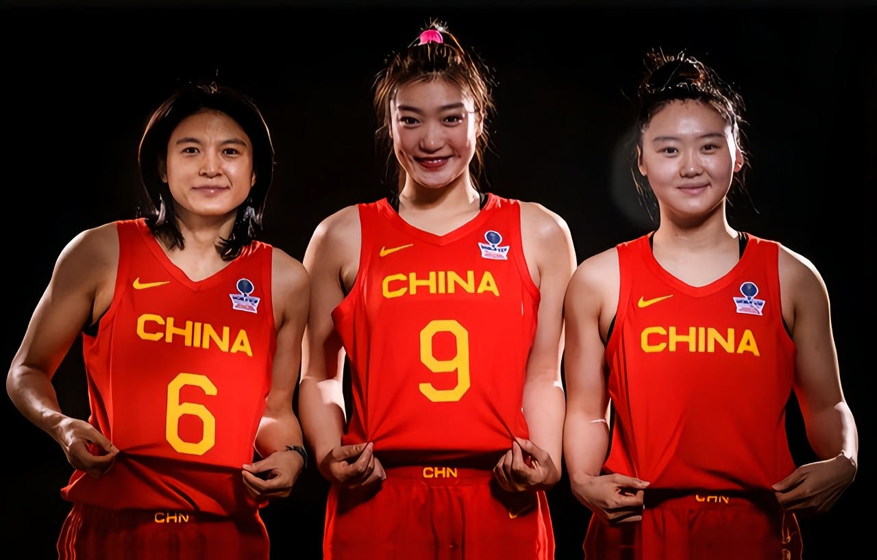 包含中国女篮将战澳大利亚女篮中澳女篮对抗赛7月6日开打的词条