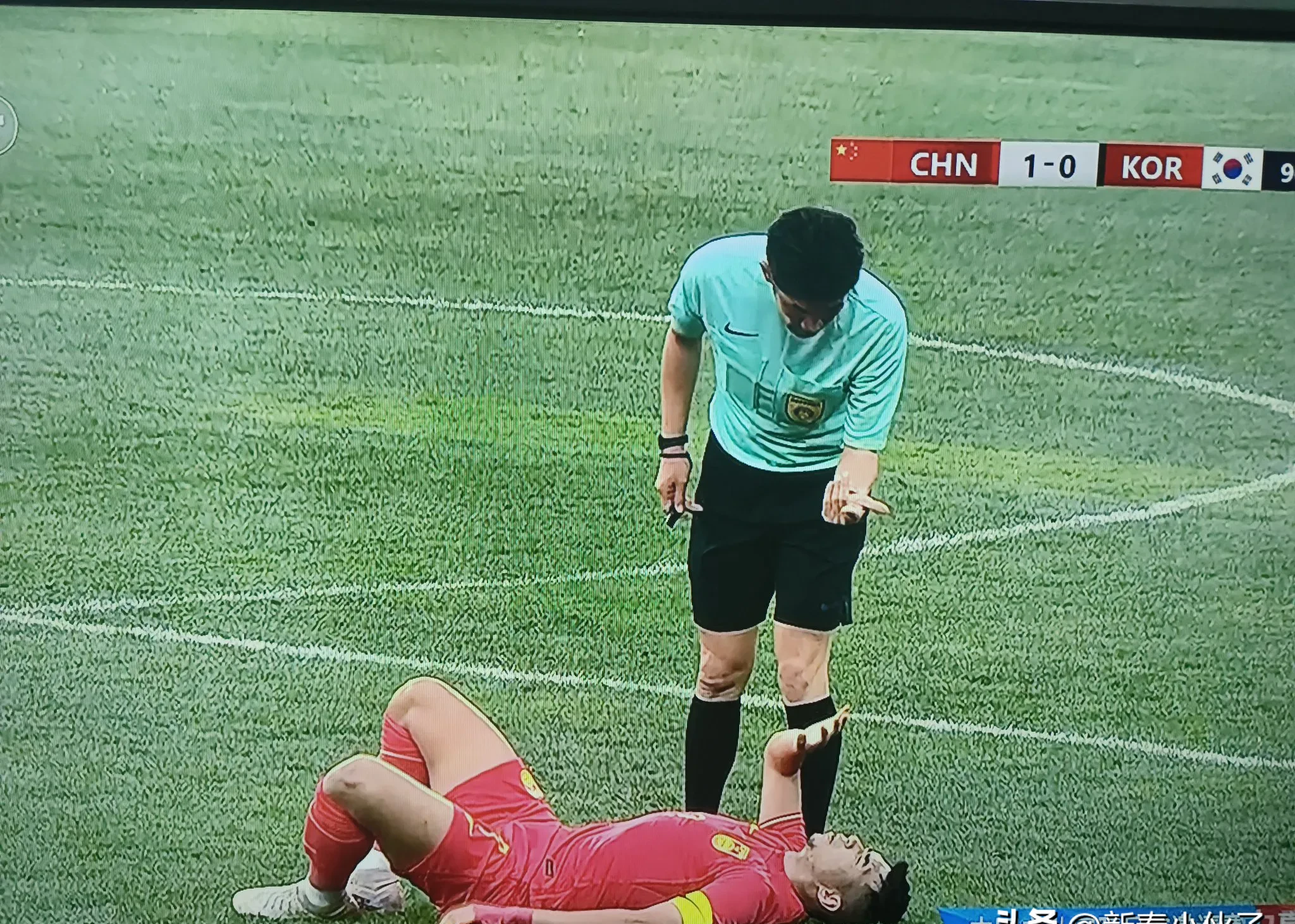 关于帕尔默缺席对阵西汉姆联此前在赛前热身中受伤的信息  第1张