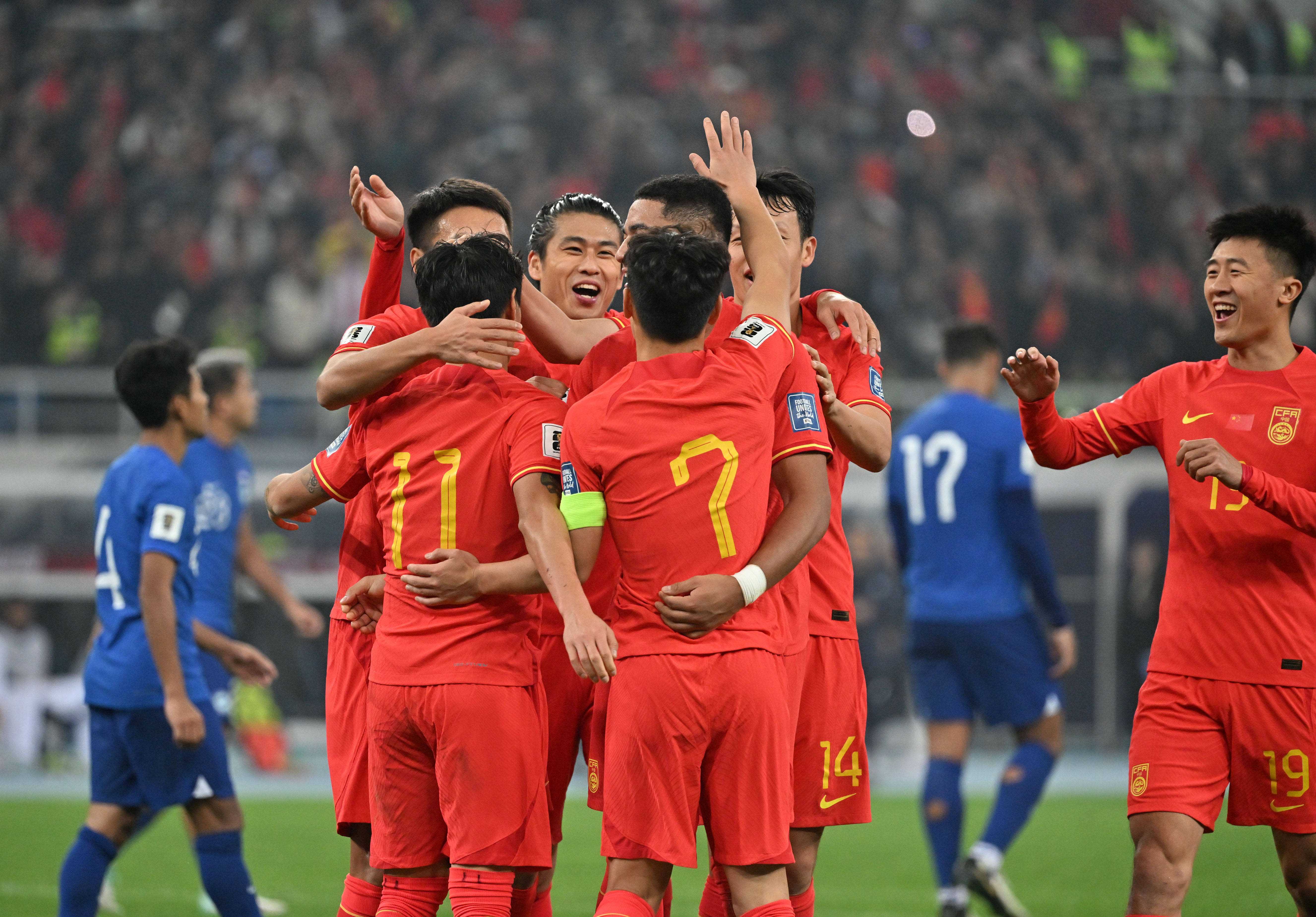 关于国足vs印尼直播在哪个平台免费看？2025世预赛国足在线入口的信息  第1张