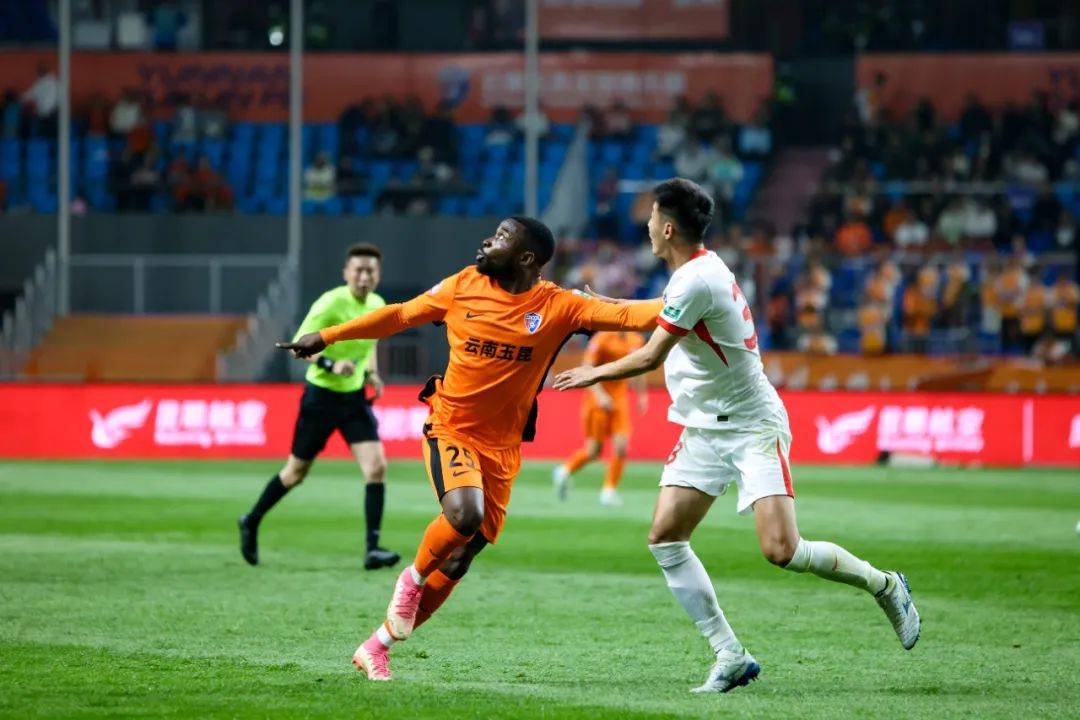 关于上海申花将对阵云南玉昆中超新军实力不俗申花要巩固领先优势的信息 第1张 关于上海申花将对阵云南玉昆中超新军实力不俗申花要巩固领先优势的信息 第1张