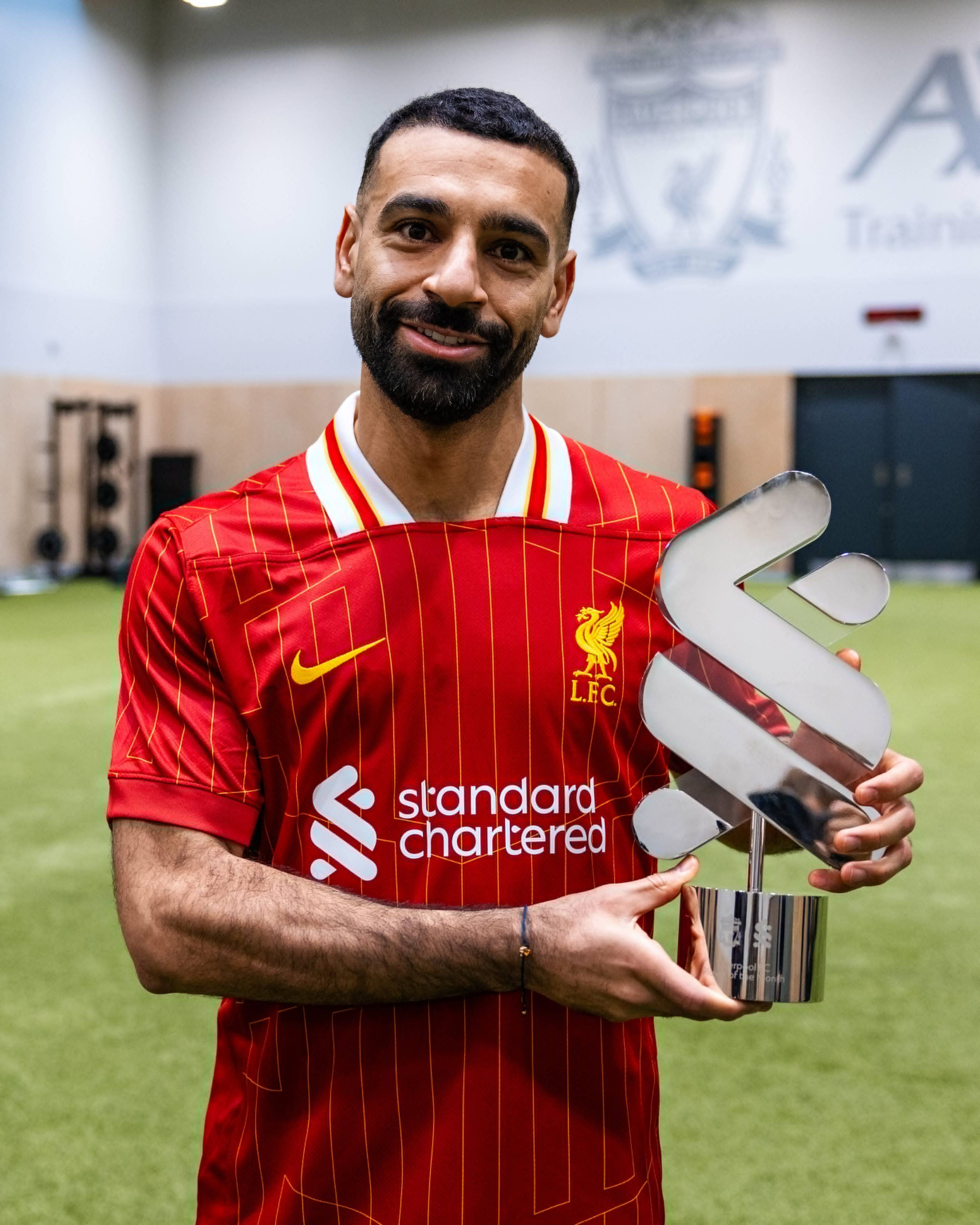 包含德甲球员转出费用排名：登贝莱1.35亿欧霸榜利物浦1.56亿签维尔茨的词条