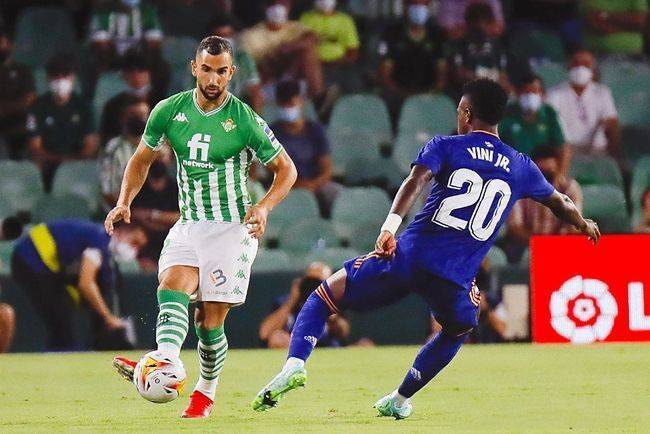 包含欧联杯皇家贝蒂斯2-0里昂贝蒂斯四轮不败的词条  第1张