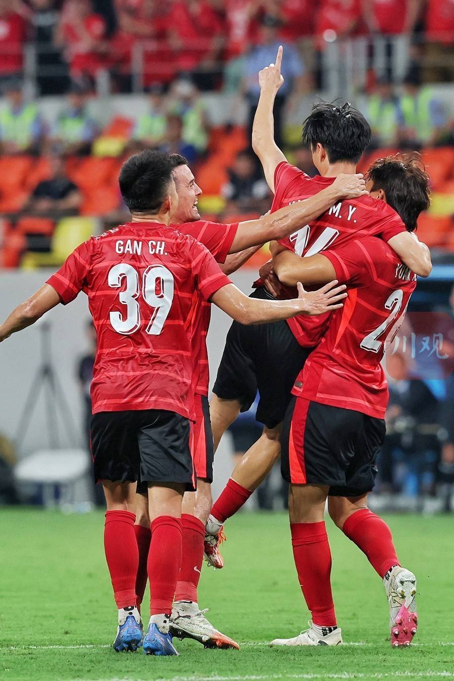 关于成都蓉城将战长春亚泰成都蓉城暂居联赛头名的信息  第1张